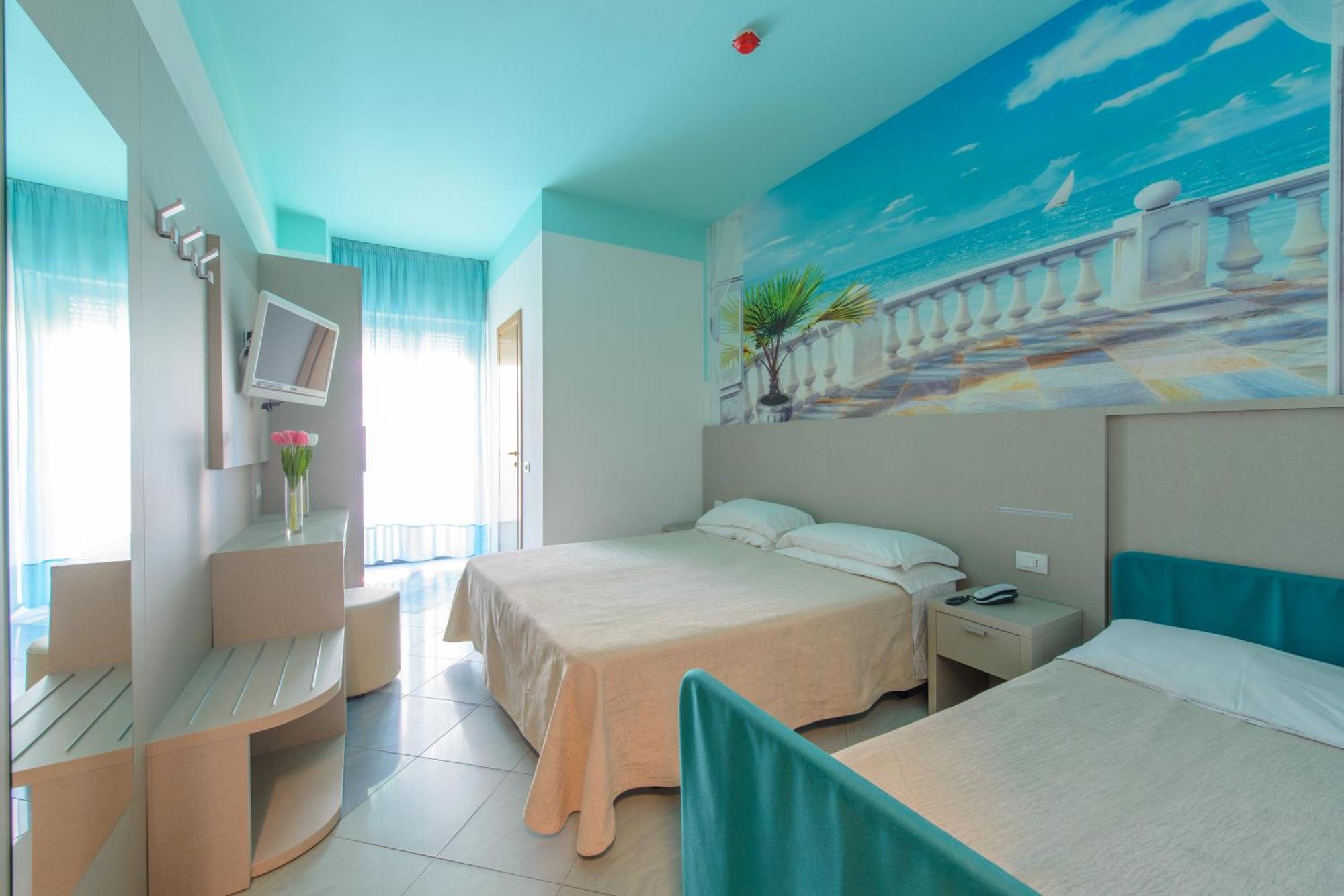 Hotel Christian Римини Екстериор снимка